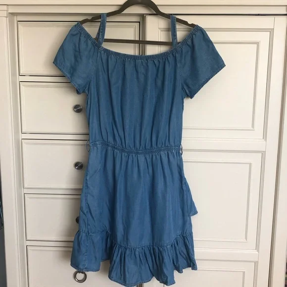 Haute Monde Denim Dress - Picture 2 of 6